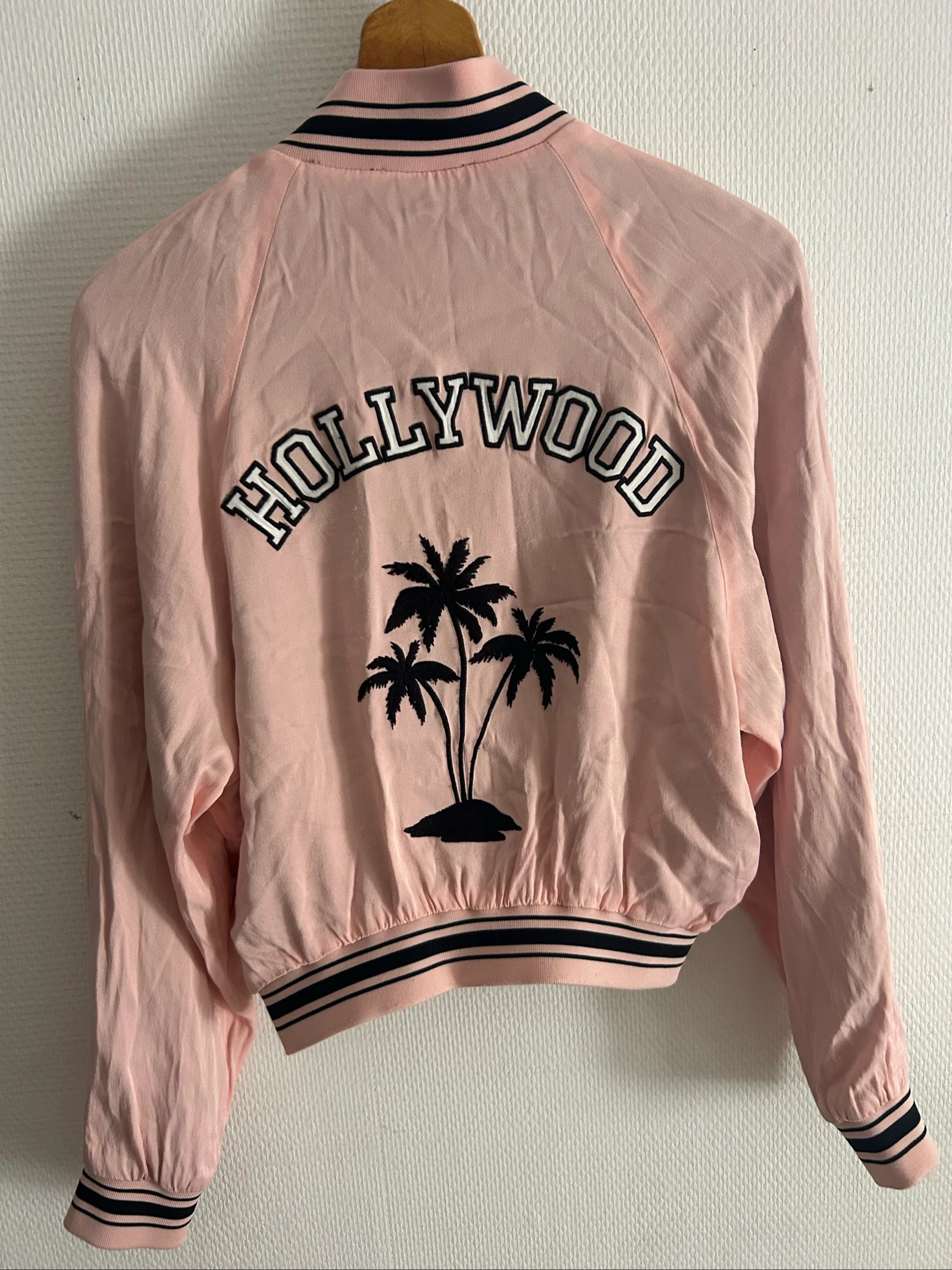 Veste Bomber rose brodée "Hollywood" – The Kooples Sport